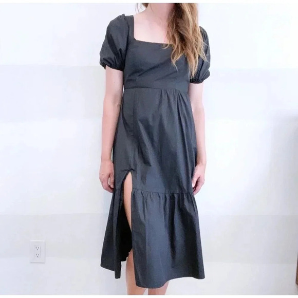 ASTR Womens Poplin Tiered Side Slit Smocked Puff Sleeve Midi Dress Black Sz M - Picture 1 of 13